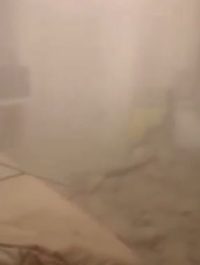 Društvenim mrežama kruži niz snimaka iz Italije koji pokazuju ljude koji bježe u panici, kao i trenutke zemljotresa.