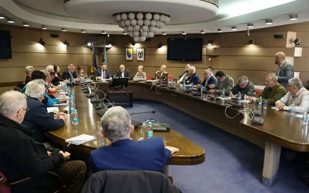 Radišić je kazao da su morali reagirati na aktualnu situaciju u BiH, a koju su ocijenili teškom.