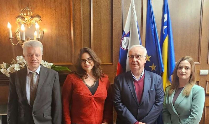 BADS uskoro organizira aukciju umjetničkih djela, za koju je akademski slikar Ismar Mujezinović velikodušno donirao svoje slike