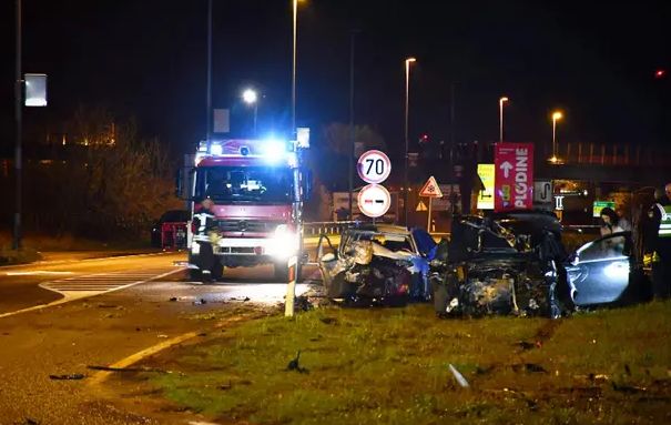 Detalji stravične nesreće: Oduzela mu prednost, poginulo dijete (4) u sjedalici! Mrtav i vozač