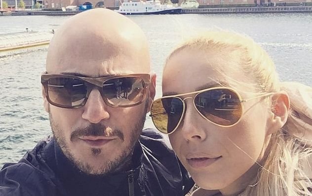 Natalija Gjorgjieska, supruga muzičara Andreja Gjorgjieskog, koji je poginuo u požaru u Sjevernoj Makedoniji, uputila je kritiku nadležnima koji sprovode istragu.