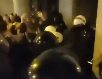 Uoči sjednice na kojoj bi trebalo da se glasa o budžetu i o još 160 tačaka dnevnog reda