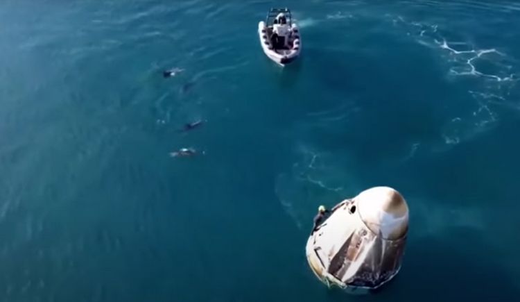 NASA-ini komentatori našalili su se da su oni počasni članovi tima za spašavanje