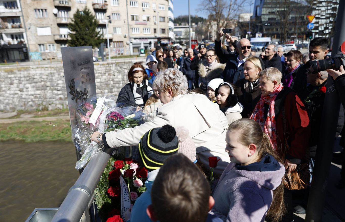 Dan reintegracije sarajevskih naselja Grbavica, Kovačići i Vraca, 19. mart, ujedno je i Dan mjesnih zajednica Grbavica I, Grbavica II, Kovačići, Vraca i Gornji Kovačići