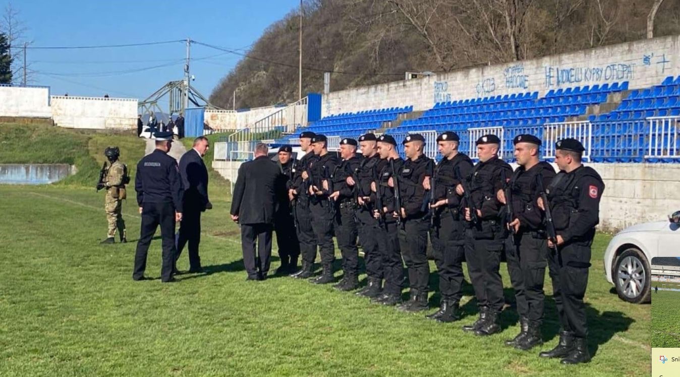 Dodik se sastao i s predstavnicima Gradske uprave Zvornika, a zajedno s Viškovićem je najavio da će u narednom periodu obilazi lokalne zajednice u RS-u.