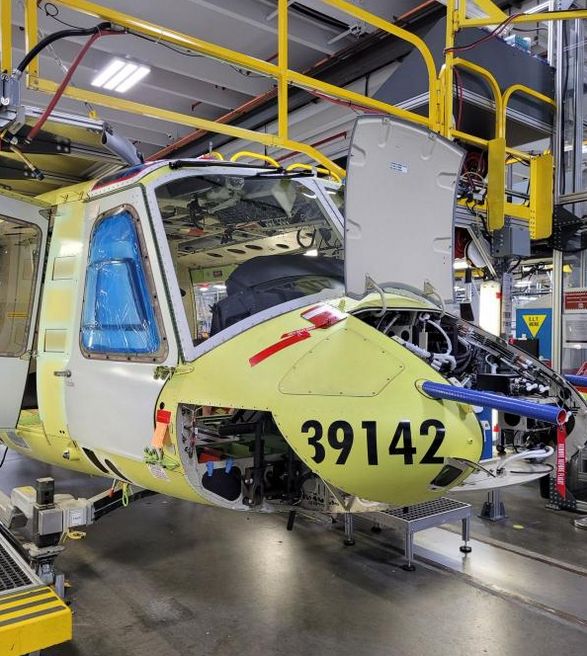 Objavljene fotografije iz fabrike prvog helikoptera MUP-a KS: Dogovorena obuka pilota