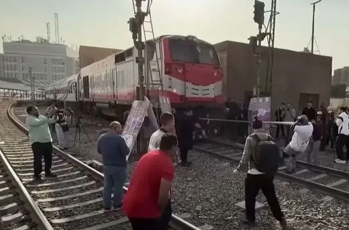 Egipćanin oborio svjetski rekord vukući voz od 279 tona