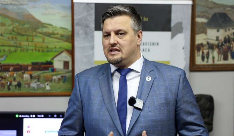 Samo je pitanje modela da li neki brzi potezi ili ipak da to mudro pripremimo, da to hapšenje prođe onako kako treba, kaže Habibija
