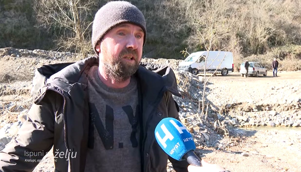 Grize iznutra kad se sjetim, svi moji instrumenti su uništeni, moje sobe više nema
