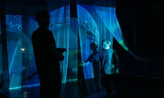U Kamernom teatru 55 počele su probe za novu predstavu 'StećakLand'. Autor teksta i dramaturg je Vedran Fajković, a režiju će raditi Kenan Kulenović.