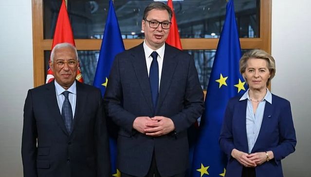 Srbija treba ispuniti reforme EU-a, posebno poduzeti odlučne korake prema slobodi medija, borbi protiv korupcije i izbornoj reformi, navela je Von der Leyen