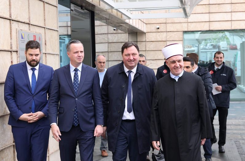 TIKA opremila reportažno vozilo Media centra Islamske zajednice