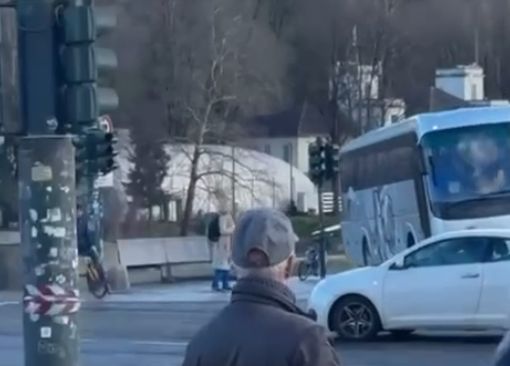 Autobus krenuo unazad, pa s mosta pao u rijeku: U tragediji u Italiji poginuo vozač