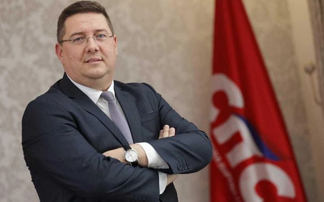 Poplave koje su zadesile mnoge lokalne zajednice zahtijevaju hitnu i odlučnu reakciju. 