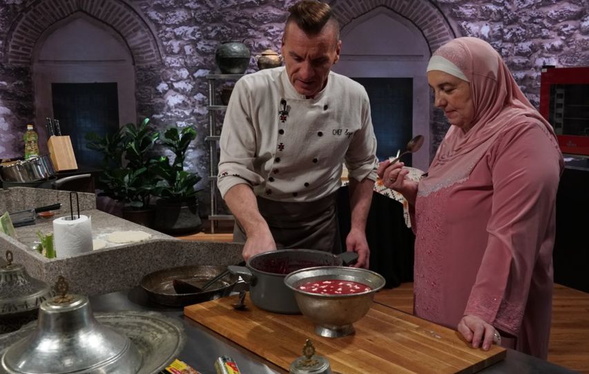 Iako se ramazanski trenuci brzo troše, 'Ramazanska sofra' je bila mjesto gdje smo svi zajedno dijelili radost, ljubav i tradiciju, stvarajući nezaboravne trenutke.