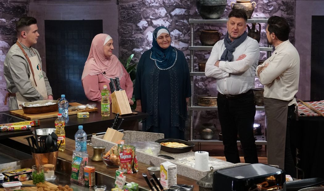 Iako se ramazanski trenuci brzo troše, 'Ramazanska sofra' je bila mjesto gdje smo svi zajedno dijelili radost, ljubav i tradiciju, stvarajući nezaboravne trenutke.