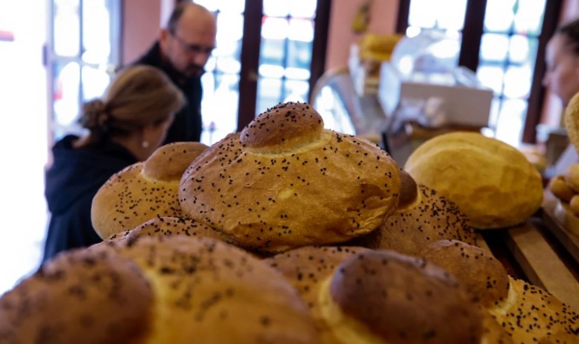 Jedna od tradicija Sarajeva: Da li znate za paklamu, hljeb bajramske sofre?