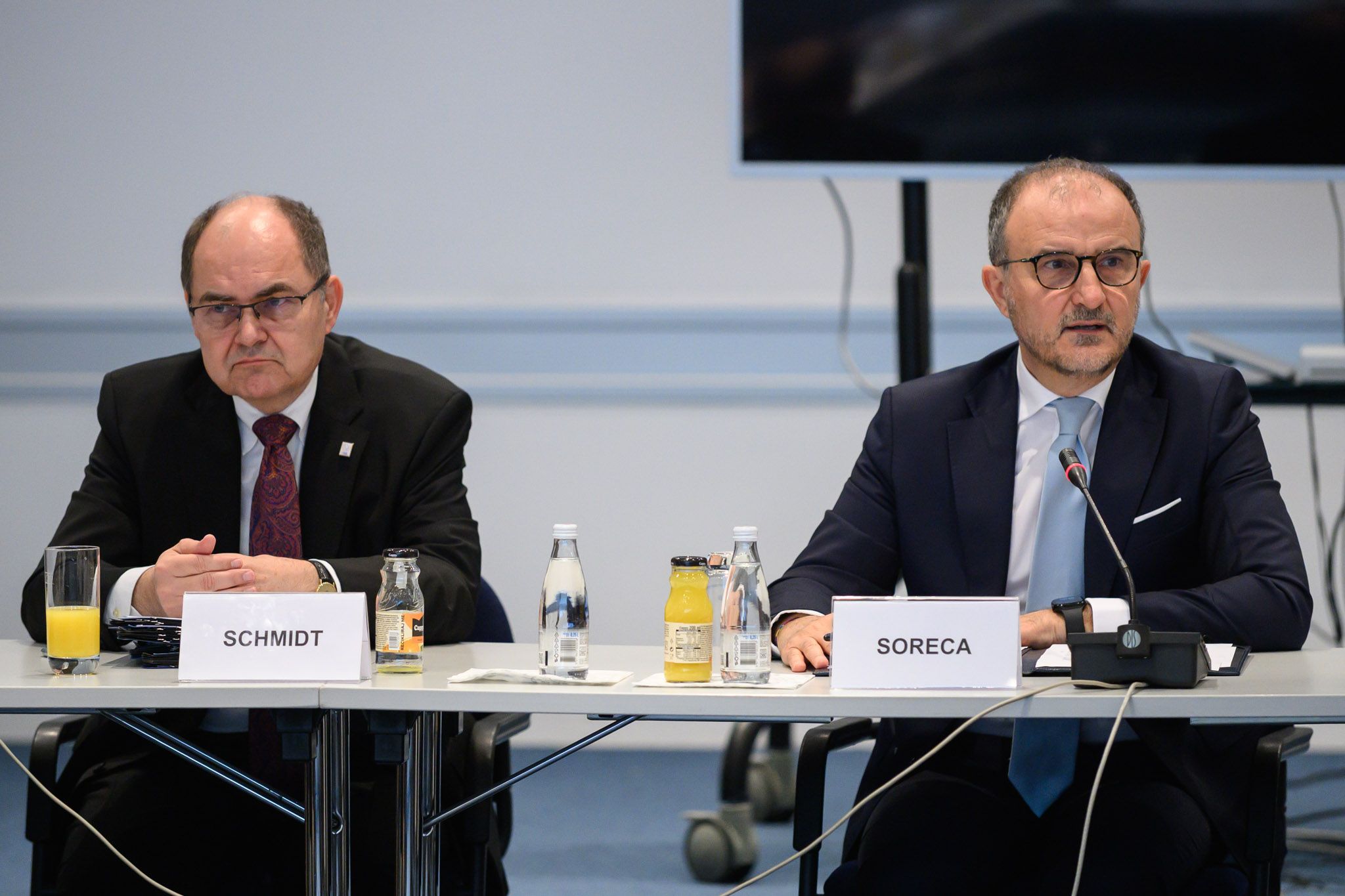 Raspravi o političkoj situaciji u Bosni i Hercegovini              