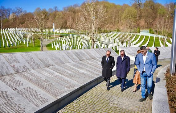Soreca u Srebrenici: Genocid prije 30 godina bio je jedno od najmračnijih poglavlja Evrope