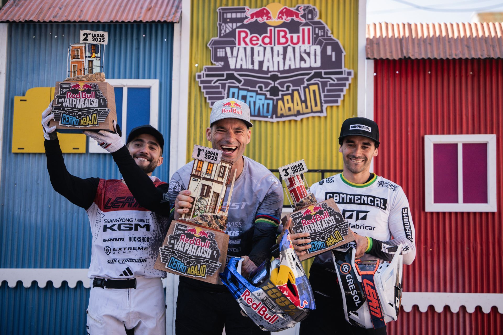 Tomaš Slavik četvrti put slavio na utrci Red Bull Valparaiso Cerro Abajo