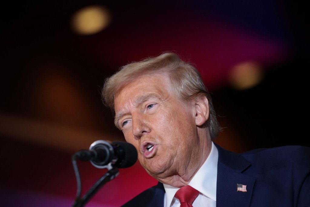 Američki predsjednik Donald Trump rekao je da su njegove izjave o okončanju rusko-ukrajinskog rata u roku od 24 sata bile "malo sarkastične".