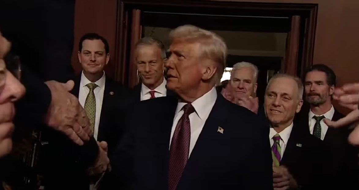 Trump u Kongresu o Panamskom kanalu, Marsu, ali i cijeni jaja: Želi pokrenuti novo 'zlatno doba'