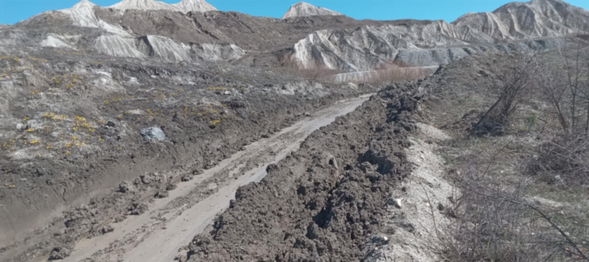 Zbog nasipa termoelektrane selo u BiH odsječeno od svijeta, mještani tvrde: Žele da nas isele!