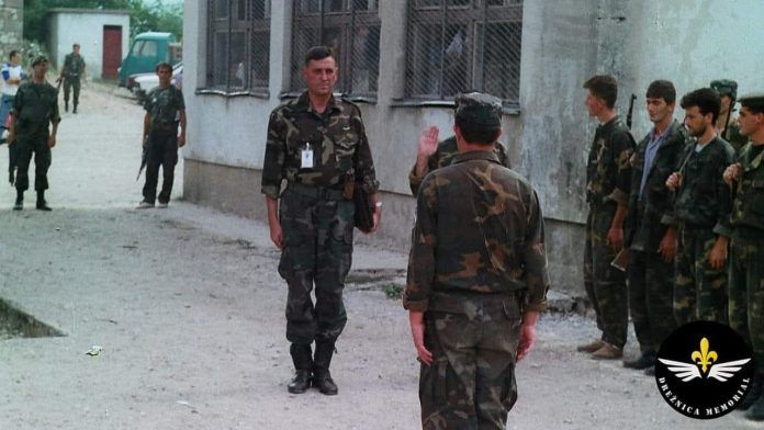 U tom vremenu  Krizni štab Mjesne zajednice Drežnica je aktivno djelovao u cilju zaštite mjesnog stanovništva i prostora MZ Drežnica.