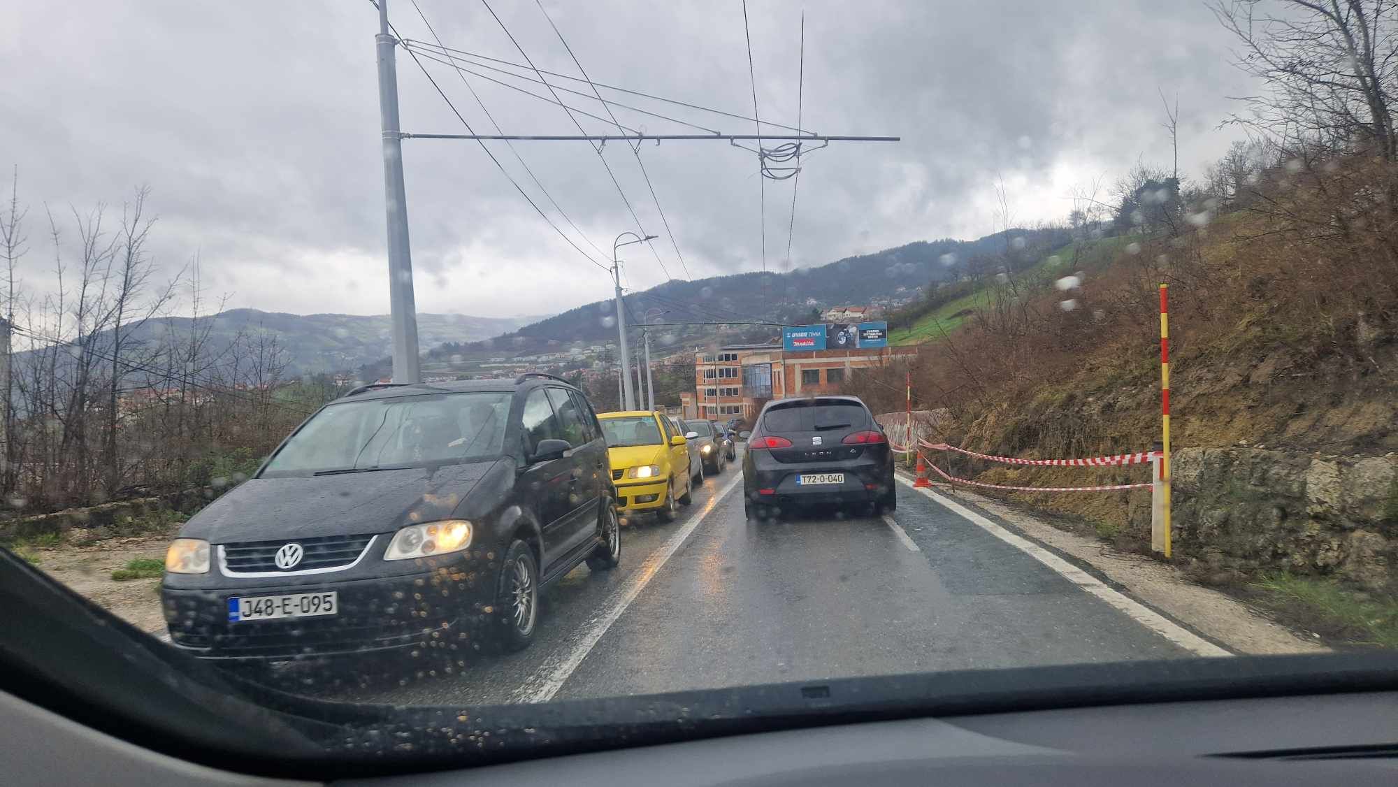 Od Vogošće do Sarajeva ništa novo: I danas ogromne gužve zbog radova 