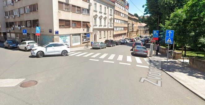 Pješakinja je prevezena u Klinički bolnički centar Zagreb, gdje joj je pružena liječnička pomoć