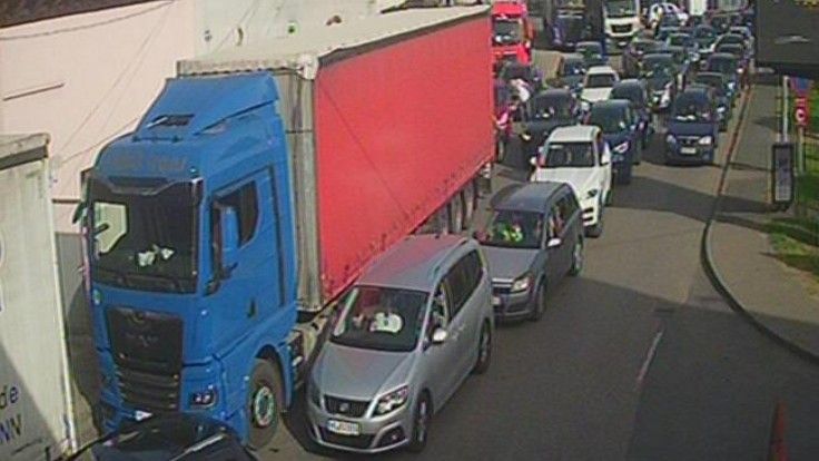 Zbog oštećenja mosta granični prelaz Brčko mogu koristiti samo pješaci