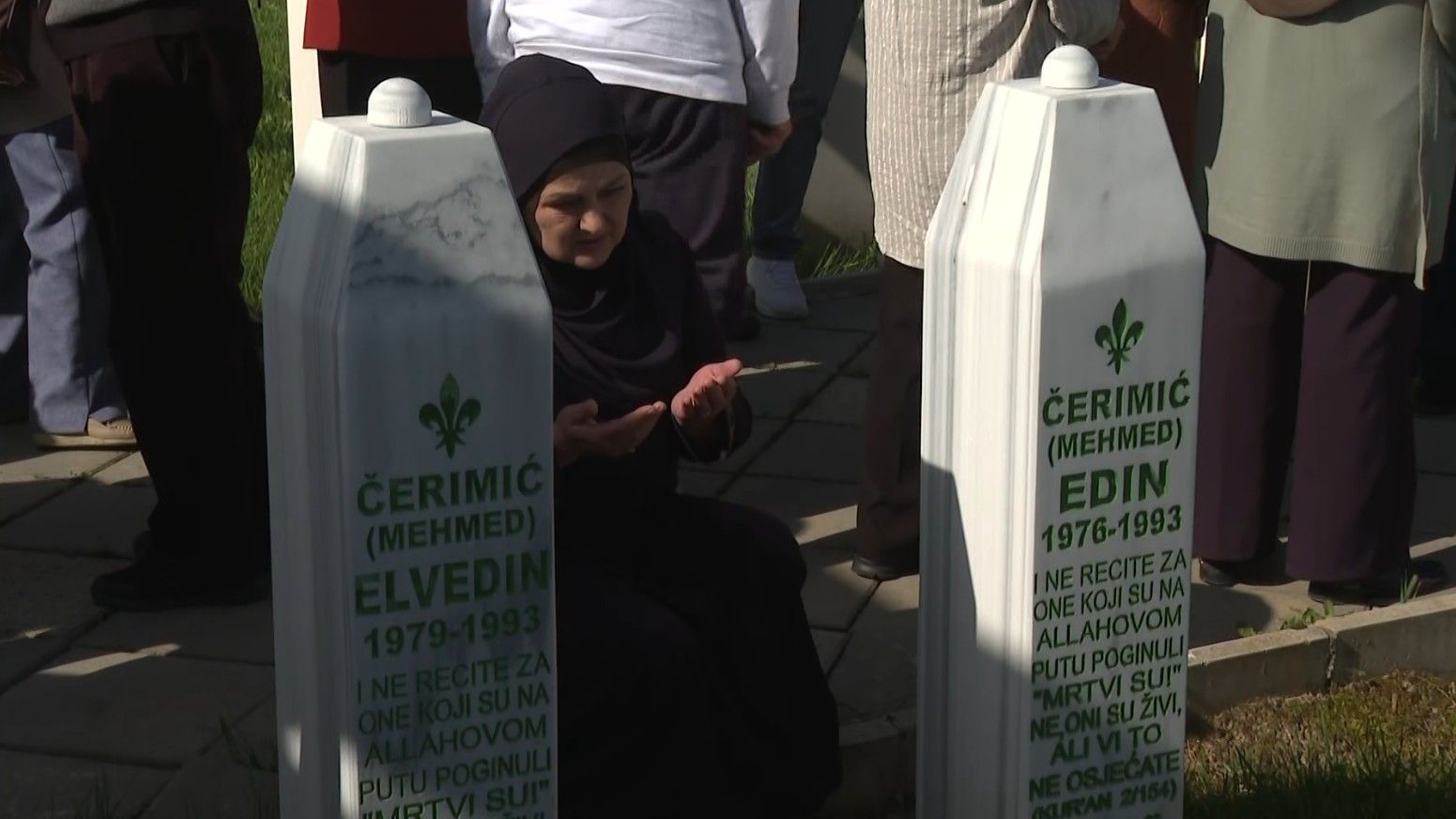 Behara Kermo stigla je danas iz Travnika da oda počast svojim najmilijima koji su mučki ubijeni