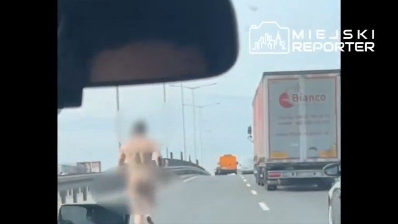 Muškarac je izašao iz automobila i oštetio još dva vozila, prenose poljski mediji