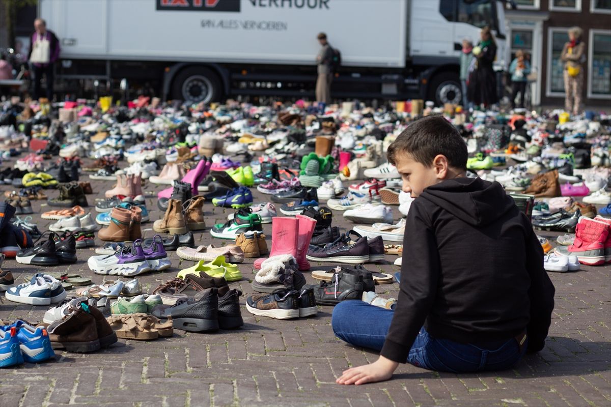 Hiljade pari cipela za palestinsku djecu ubijenu u izraelskim napadima
