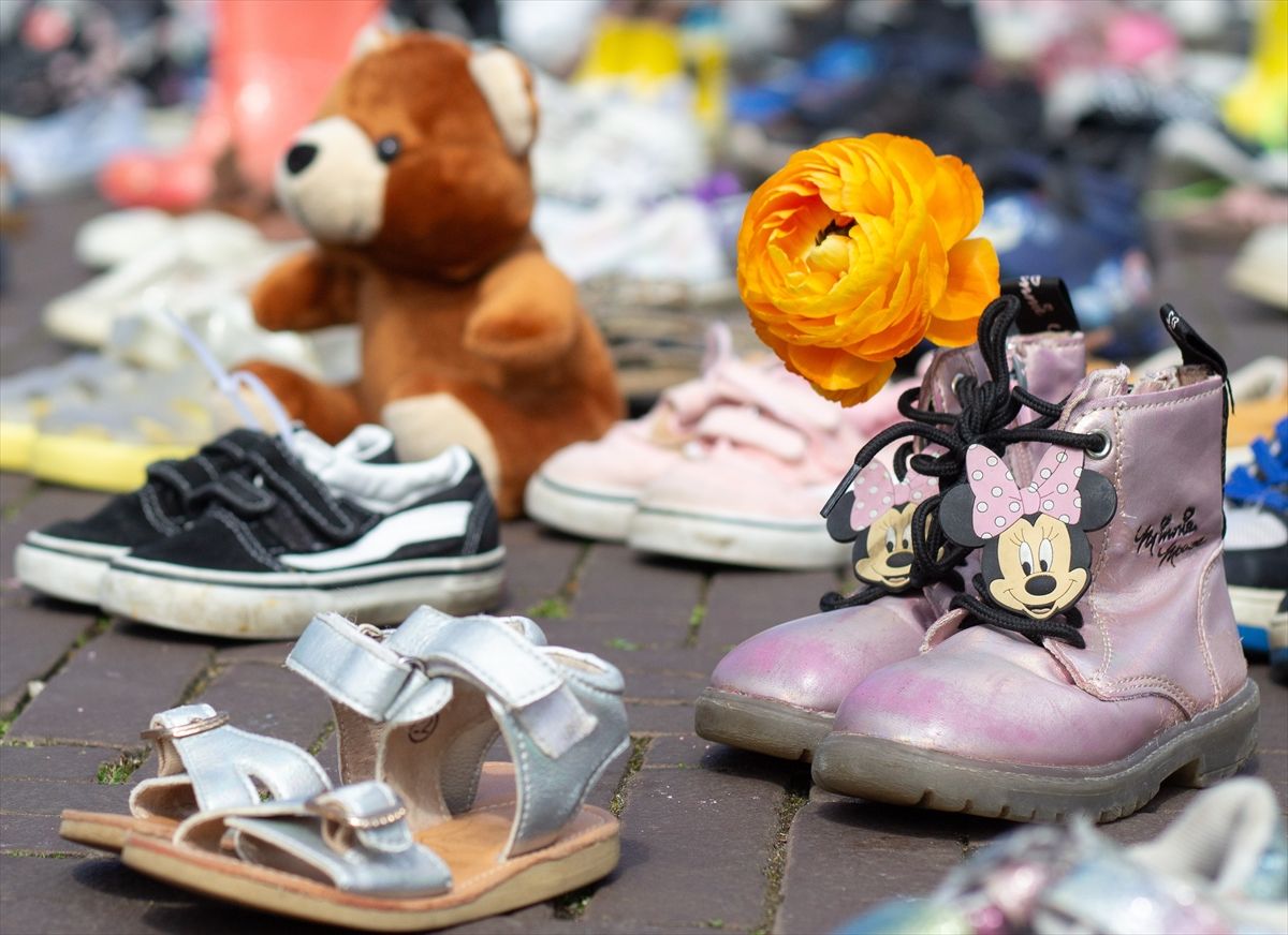 Hiljade pari cipela za palestinsku djecu ubijenu u izraelskim napadima