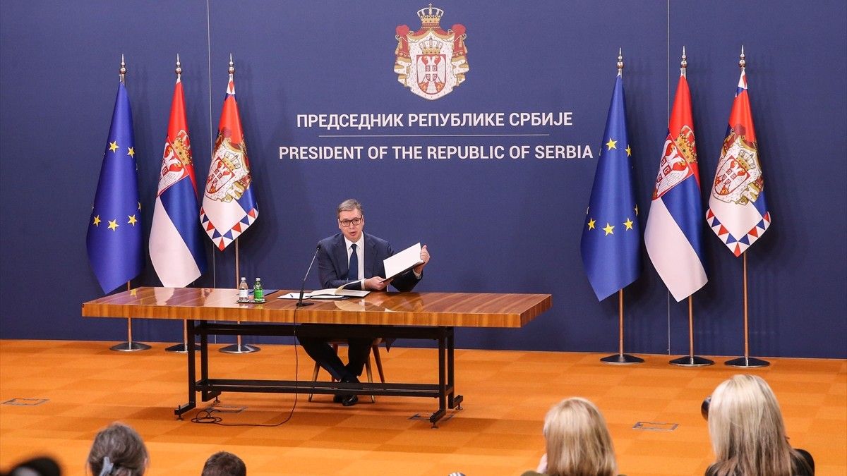  Nisam promijenio odluku o najavljenom odlasku u Moskvu 9. maja, rekao je Vučić