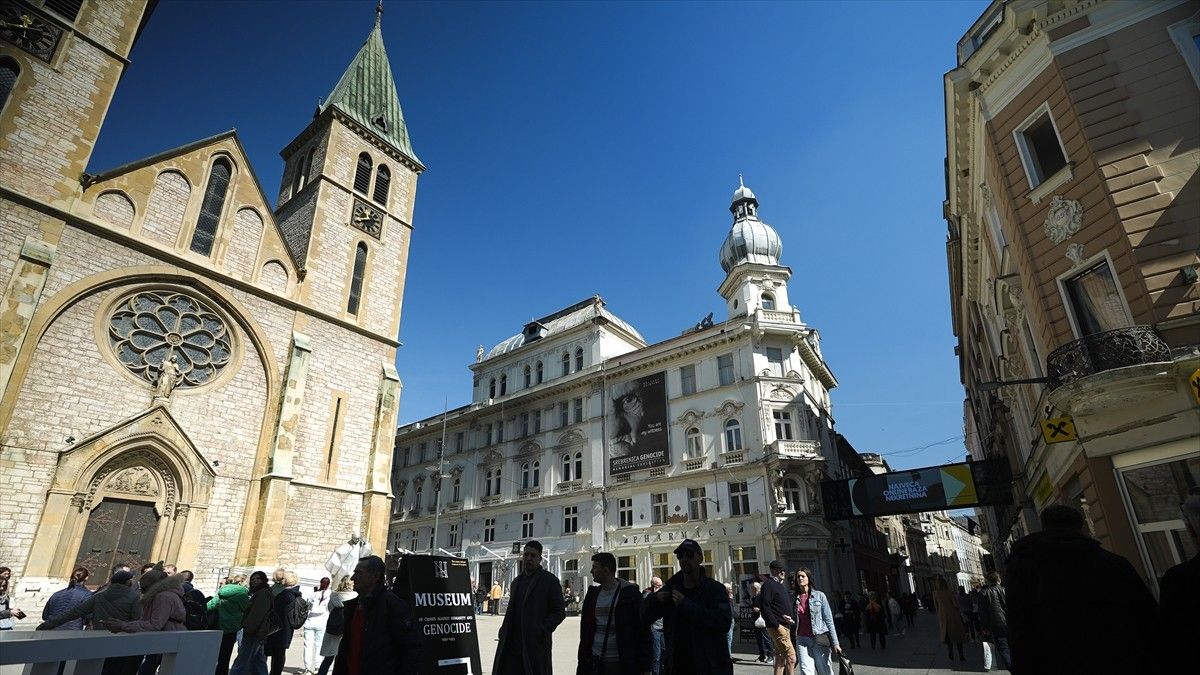 Jedinstven primjer u Evropi: U Sarajevu u samo nekoliko stotina metara bogomolje različitih religija