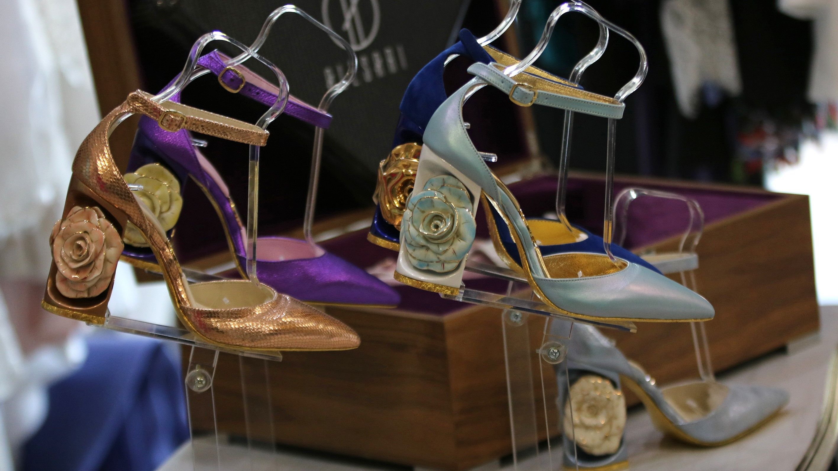 Godine truda, rada i ulaganja se ispaltile: Obućar pravi karbonske cipele za moderne pepeljuge