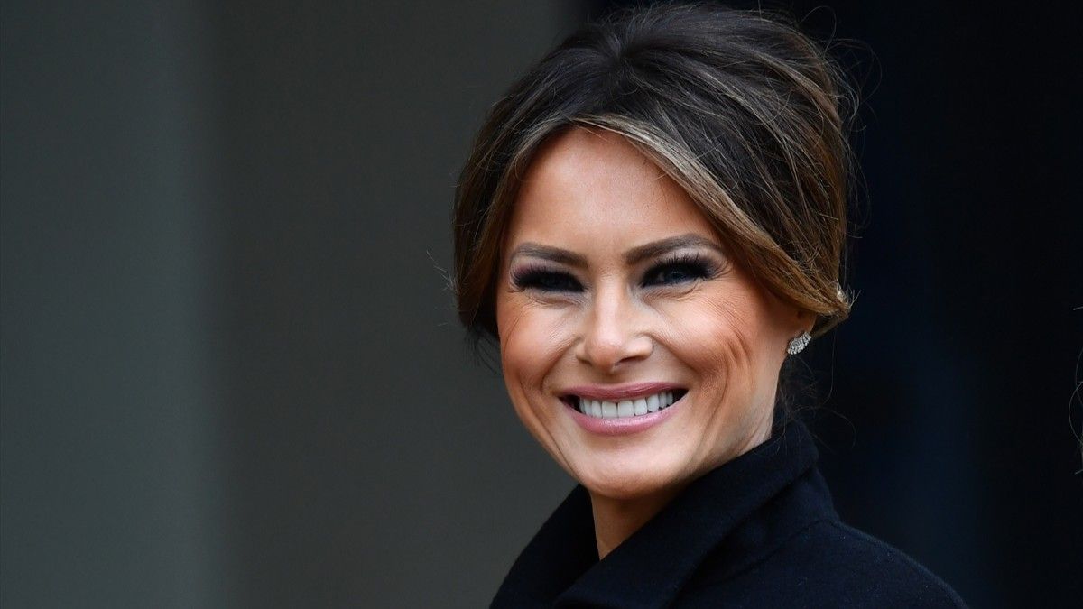 Katolicima se sviđa, Melanija kaže da je slatko: Trump o fotografiji na kojoj je obučen kao papa