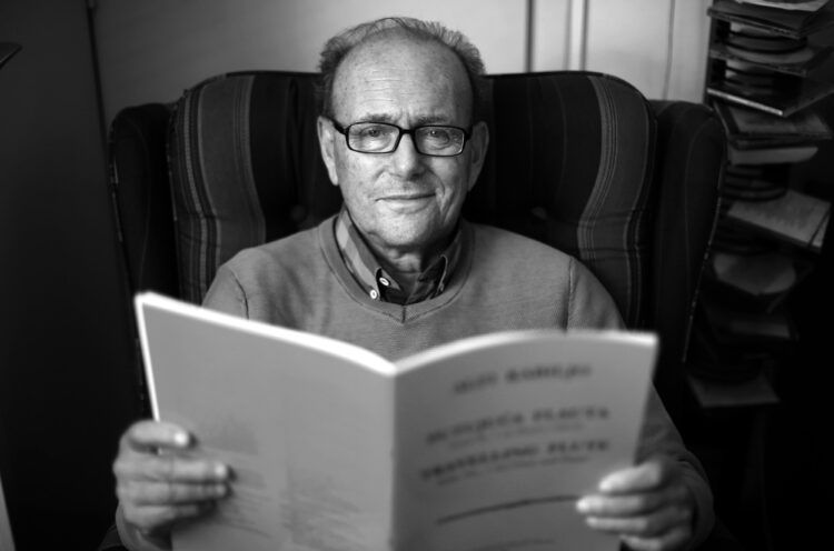 Kompozitor, dirigent, aranžer, pijanist, tekstopisac, libretist i producent Alfi Kabiljo preminuo je u 90. goidini, piše Index.hr.