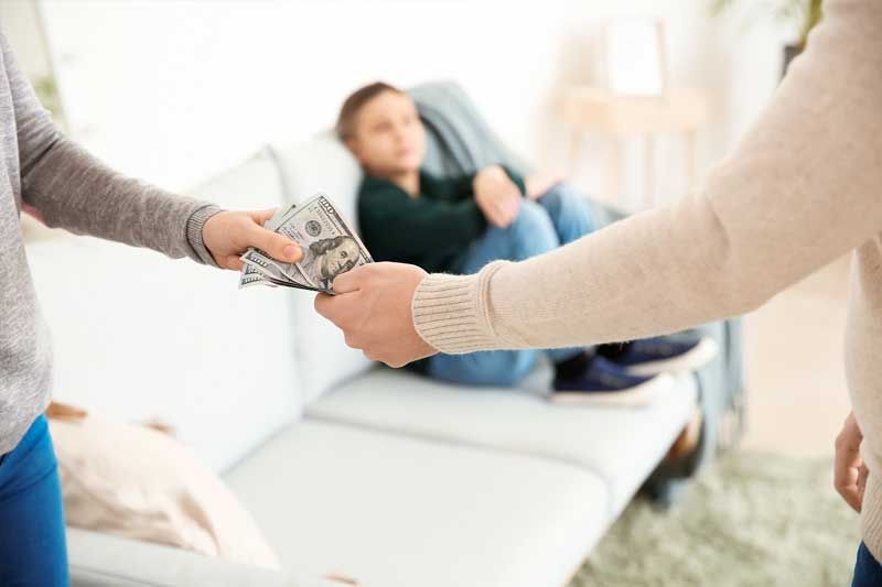 Zeničanin Š.S. presudom Općinskog suda u Zenici osuđen je na dvije i po godine zatvora jer nije plaćao alimentaciju za svoje maloljetno dijete.