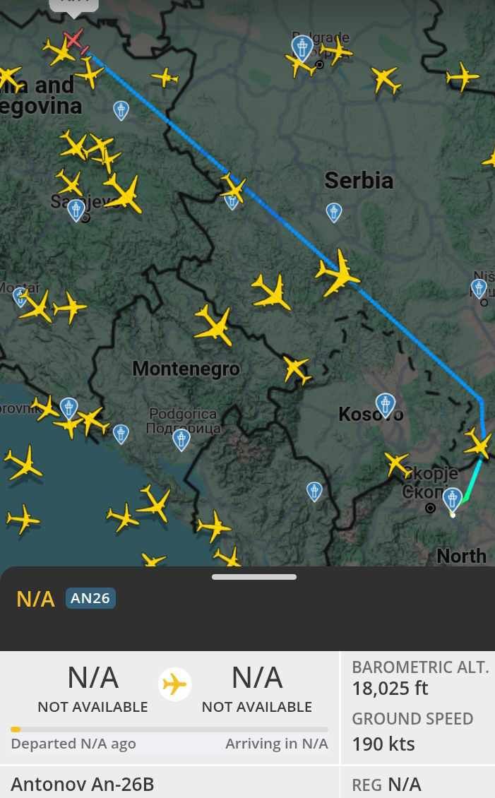 Iznad sjeveroistočne Bosne, Brčko Distrikta i RS u ponoć prelijetao je vojni avion koji je prema podacima flightradar24 poletio sa aerodroma iz Skoplja. 