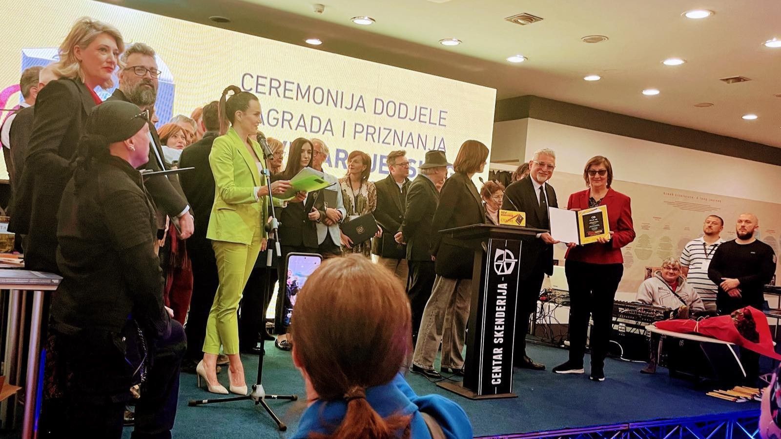 Iz BADA-e su istaknuli da ih je jako obradovala ova nagrada za promovisanje bosanske kulture u Evropi i svijetu.