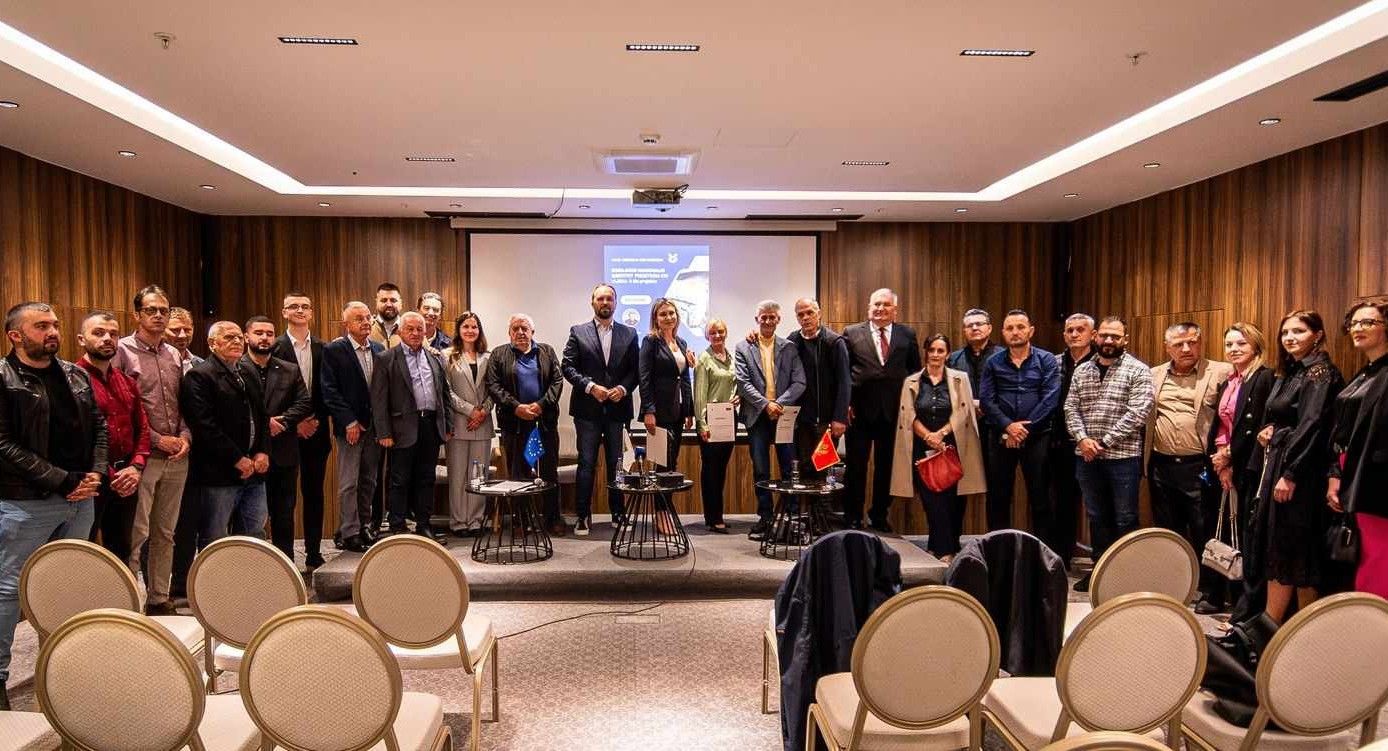 Projekat je podržan od strane Fonda za zaštitu i ostvarivanje manjinskih prava, a u ime ove institucije skupu je prisustvovala Željka Raščanin.