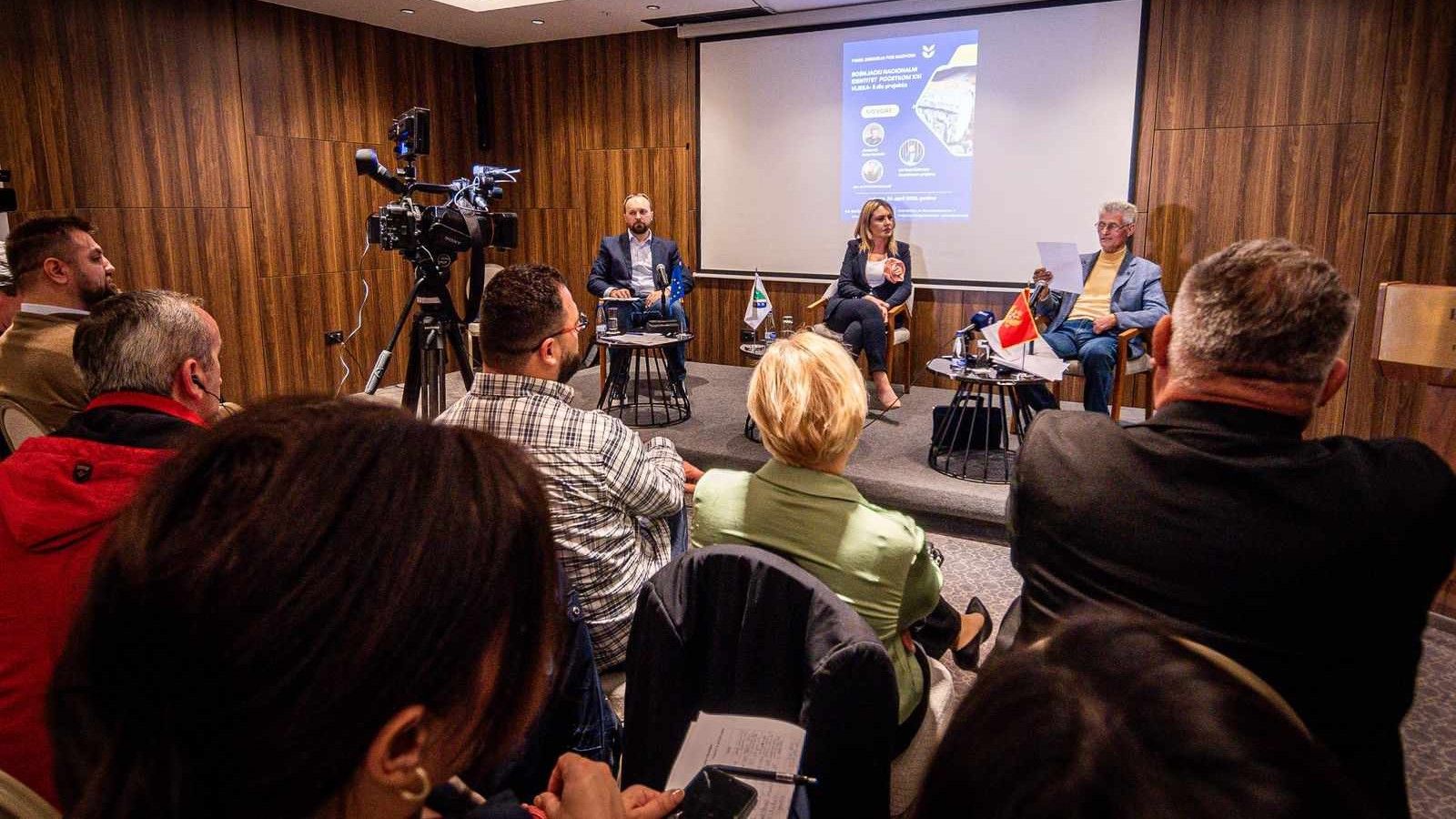 Projekat je podržan od strane Fonda za zaštitu i ostvarivanje manjinskih prava, a u ime ove institucije skupu je prisustvovala Željka Raščanin.