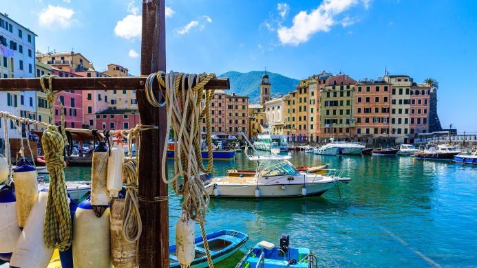 Magazin Architectural Digest objavio je listu najljepših priobalnih gradova svijeta, a prvo mjesto zauzeo je slikoviti gradić Camogli u Italiji.