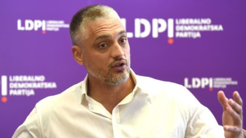 Jovanoviću su ugrađeni implanti koji će mu kasnije biti izvađeni