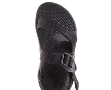 Prema vodećoj biheviorističkoj psihologinji Jo Hemmings, obuća može igrati ključnu ulogu u važnim životnim trenucima - bilo da tražite posao, idete na prvi spoj ili nešto drugo