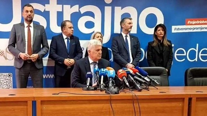 Cenić za Hayat.ba: Cijenu ulaska u vlast Trojka plaća svakodnevno, neraskidiv savez Dodik - Čović