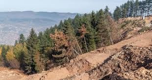 U toku su procjene rizika i poduzimanje mjera za eventualni smještaj stanovništva u sigurnije objekte koji će biti osigurani putem Općine Stari Grad Sarajevo